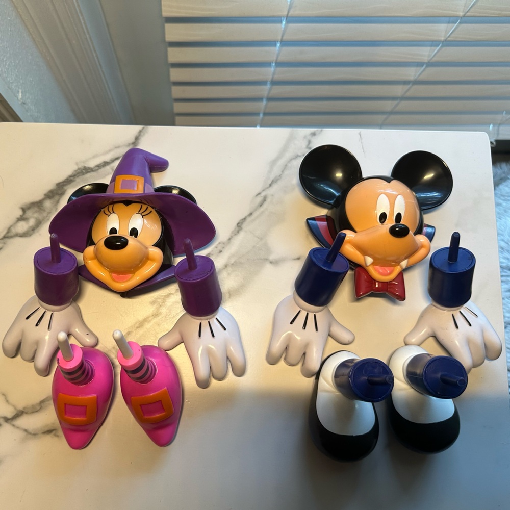 Disney Mickey and Minnie Pumpkin Decoration Kit Halloween Vampire and Witch